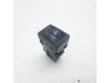 AIH headlight switch from a Isuzu D-Max (TFR/TFS), 2012 2.5 D Twin Turbo, Pickup, Diesel, 2,499cc, 120kW (163pk), RWD, 4JK1E5SL, 2012-06 / 2018-12, TFR86 2014