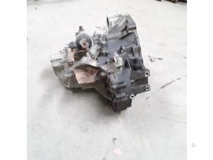 Used Gearbox Toyota Picnic (XM10) 2.0i 16V GLi,GXi Price € 150,00 Margin scheme offered by Japoto Parts B.V.