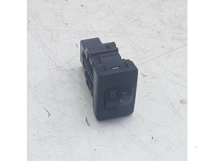 AIH headlight switch from a Toyota Prius (ZVW3) 1.8 16V 2010