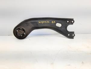 Used Rear wishbone, right Kia Sportage (SL) 1.6 GDI 16V 4x2 Price € 34,95 Margin scheme offered by Japoto Parts B.V.