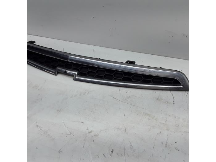 Grille Chevrolet Spark 1.0 16V Bifuel - 96686985