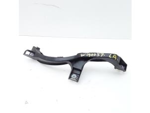 Used Rear bumper bracket, left Toyota GT 86 (ZN) 2.0 16V Price € 19,99 Margin scheme offered by Japoto Parts B.V.