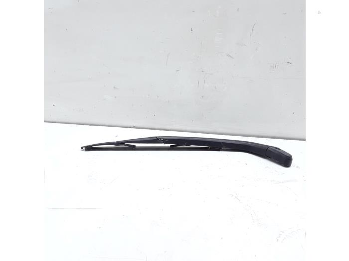 Rear wiper arm from a Daihatsu Sirion 2 (M3) 1.0 12V DVVT 2008