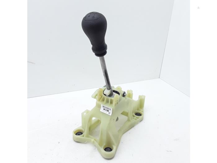 Gearbox mechanism from a Kia Picanto (JA) 1.0 12V 2017