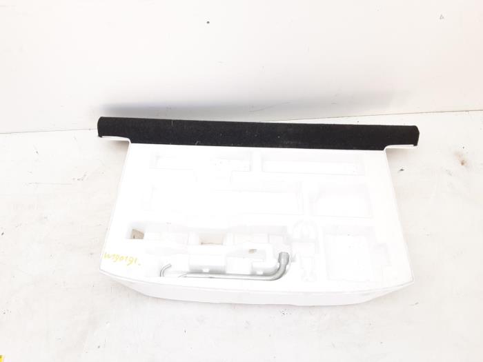 Używane Rózne Suzuki Ignis (MF) 1.2 Dual Jet 16V AllGrip Cena € 26,20 Procedura marży oferowane przez Japoto Parts B.V.