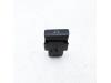 Air conditioning switch from a Toyota Corolla (E12), 2002 / 2007 1.4 16V VVT-i, Hatchback, Petrol, 1.398cc, 71kW (97pk), FWD, 4ZZFE, 2001-09 / 2004-06, ZZE120; JM28E 2004
