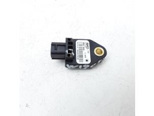 Used Airbag sensor Kia Cee'd Sportswagon (JDC5) 1.6 CRDi 16V VGT Price € 19,95 Margin scheme offered by Japoto Parts B.V.