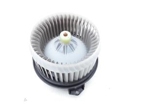 Used Heating and ventilation fan motor Toyota Verso S 1.33 16V Dual VVT-I Price € 55,99 Margin scheme offered by Japoto Parts B.V.