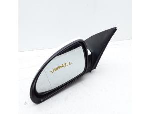 Gebrauchte Außenspiegel links Kia Cee'd (EDB5) 1.4 CVVT 16V Preis € 44,99 Margenregelung angeboten von Japoto Parts B.V.