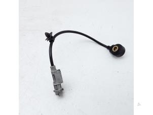 Used Detonation sensor Kia Cee'd Sportswagon (JDC5) 1.6 GDI 16V Price € 12,95 Margin scheme offered by Japoto Parts B.V.