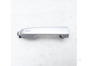 Gebrauchte Türgriff 4-türig links vorne Toyota C-HR (X1,X5) 1.8 16V Hybrid Preis € 24,95 Margenregelung angeboten von Japoto Parts B.V.