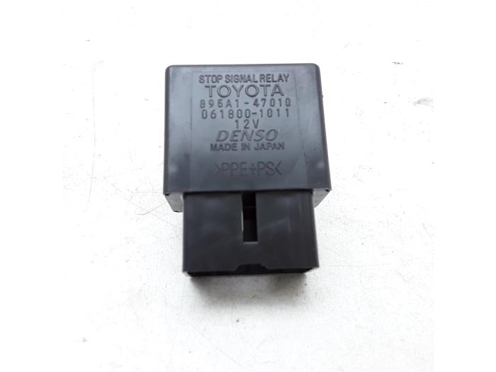 Używane Przekaznik Toyota Prius (ZVW3) 1.8 16V Cena € 5,24 Procedura marży oferowane przez Japoto Parts B.V.