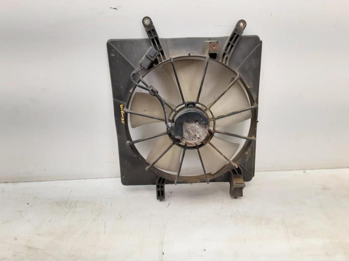 Używane Wentylator Honda Stream I (RN) 1.7 16V VTEC Cena € 20,99 Procedura marży oferowane przez Japoto Parts B.V.