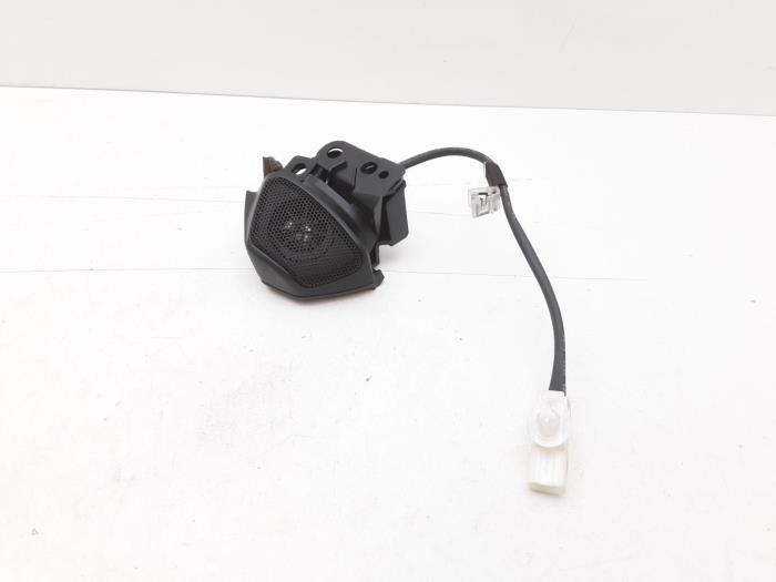 Używane Glosnik Toyota Aygo (B10) 1.0 12V VVT-i Cena € 20,99 Procedura marży oferowane przez Japoto Parts B.V.
