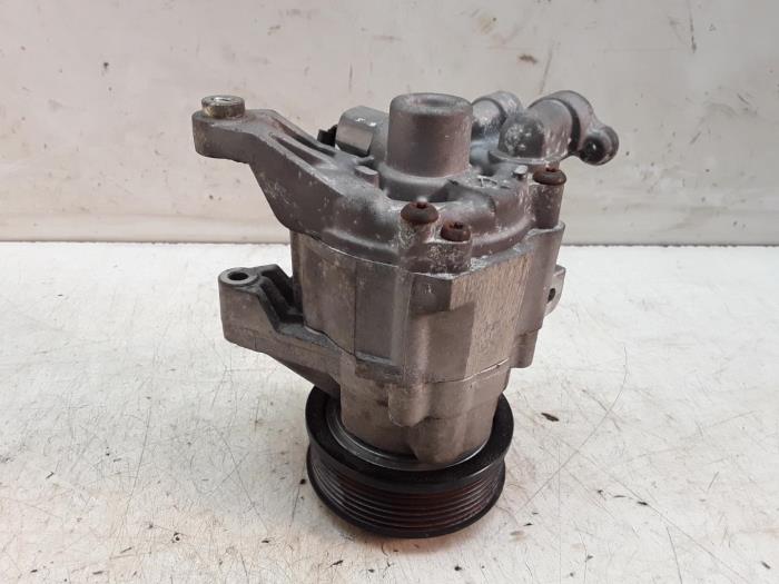 Air conditioning pump from a Subaru Forester (SH) 2.0D 2011