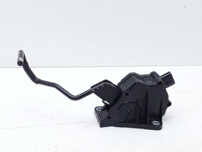 Accelerator pedal Lexus IS 300h 2.5 V6 24V 7811030150