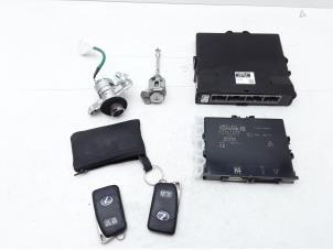 Used Ignition lock + computer Lexus IS (E3) 300h 2.5 16V Price € 399,99 Margin scheme offered by Japoto Parts B.V.