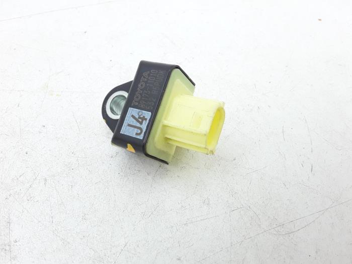 Gebrauchte Airbag Sensor Toyota RAV4 (A5) 2.5 Hybrid 16V Preis € 31,49 Margenregelung angeboten von Japoto Parts B.V.