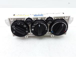Used Heater control panel Toyota Avensis (T22) 1.6 16V VVT-i Price € 50,00 Margin scheme offered by Japoto Parts B.V.