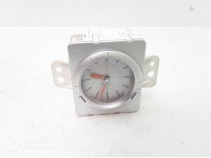 Used Clock Mitsubishi Outlander (CU) 2.4 16V 4x4 Price € 14,95 Margin scheme offered by Japoto Parts B.V.