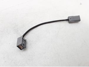 Used AUX / USB connection Honda Civic (FK/FN) 1.4i Type S 16V Price € 9,99 Margin scheme offered by Japoto Parts B.V.