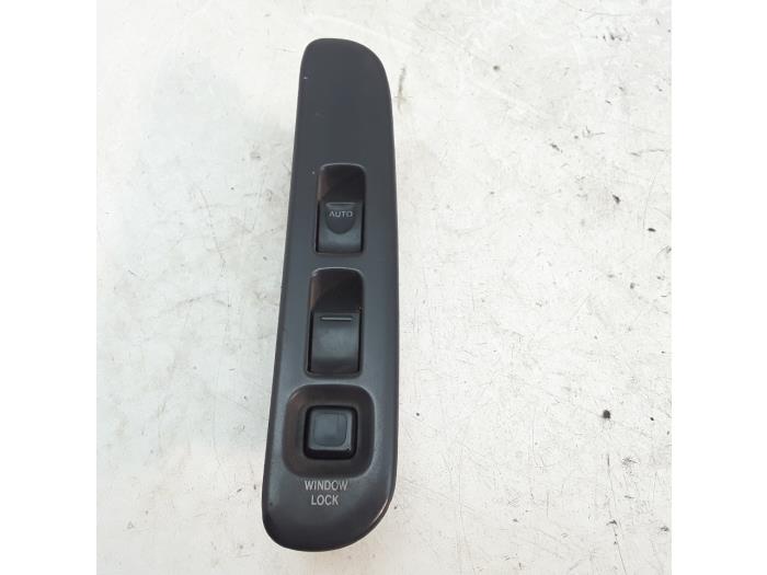 Usados Interruptor combinado de ventanillas Subaru Justy (MS) 1.3 AWD Precio € 26,20 Norma de margen ofrecido por Japoto Parts B.V.