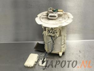 Used Electric fuel pump Nissan Maxima QX (CA33) 2.0 V6 24V Price € 35,00 Margin scheme offered by Japoto Parts B.V.