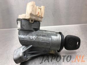 Used Ignition lock + key Toyota Yaris II (P9) 1.4 D-4D Price € 49,00 Margin scheme offered by Japoto Parts B.V.
