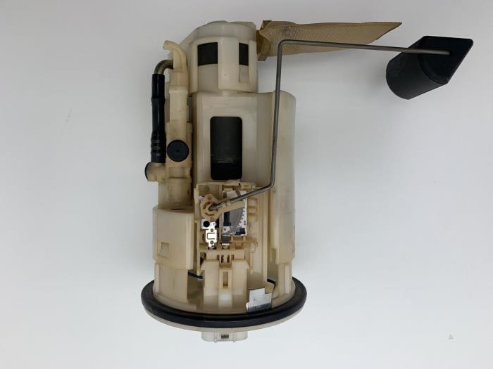 Usagé Pompe essence Lexus GS (..S16) 300 3.0 24V VVT-i Prix € 78,70 Règlement à la marge proposé par Japoto Parts B.V.