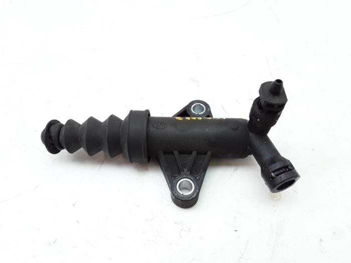 Suzuki Baleno Clutch slave cylinders stock