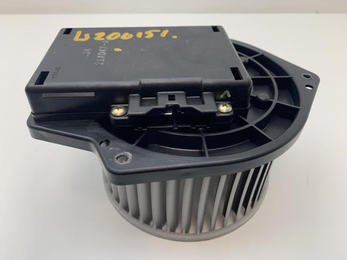 Heating and ventilation fan motor from a Subaru Forester (SG) 2.0 16V X 2005