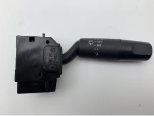 Usados Interruptor de limpiaparabrisas Mazda 3 (BK12) 1.6i 16V Precio € 29,99 Norma de margen ofrecido por Japoto Parts B.V.