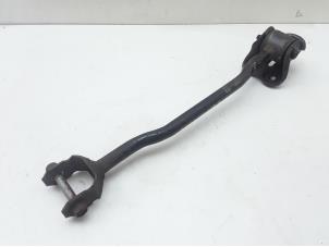 Used Rear wishbone, right Hyundai Matrix 1.6 16V Price € 29,95 Margin scheme offered by Japoto Parts B.V.