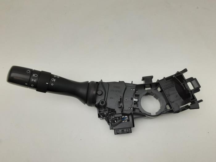 Toyota Yaris Light switches stock