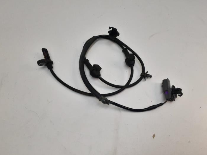 Begagnade ABS-sensor Suzuki Baleno (EW/FW) 1.2 Dual Jet 16V Pris € 19,00 Inklusive moms erbjuds av Japoto Parts B.V.