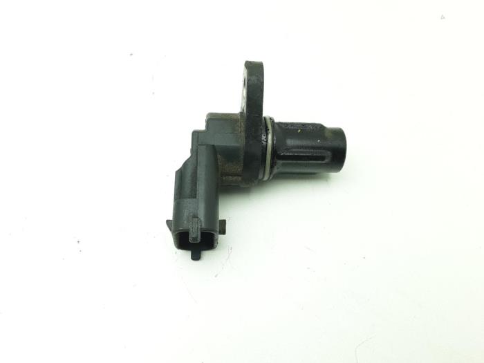 Begagnade Kamaxelsensor Kia Cee'd (EDB5) 1.4 CVVT 16V Pris € 26,24 Marginaltabell erbjuds av Japoto Parts B.V.