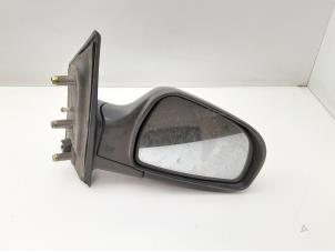 Used Wing mirror, right Hyundai Matrix 1.6 16V Price € 29,95 Margin scheme offered by Japoto Parts B.V.