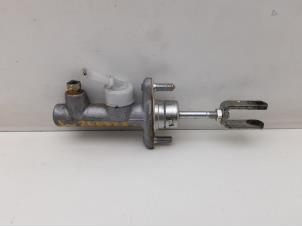 Used Clutch master cylinder Isuzu D-Max (TFR/TFS) 2.5 D Twin Turbo 4x4 Price € 42,29 Inclusive VAT offered by Japoto Parts B.V.