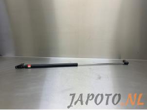 Used Rear gas strut, left Mitsubishi Lancer Wagon (CS) 1.6 16V Price € 9,95 Margin scheme offered by Japoto Parts B.V.