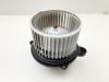 Motor de ventilador de calefactor de un Kia Cee'd Sporty Wagon (EDF), 2007 / 2012 1.4 CVVT 16V, Combi, Gasolina, 1.396cc, 77kW (105pk), FWD, G4FA, 2010-10 / 2012-12, EDF5PN; EDF5PO 2011