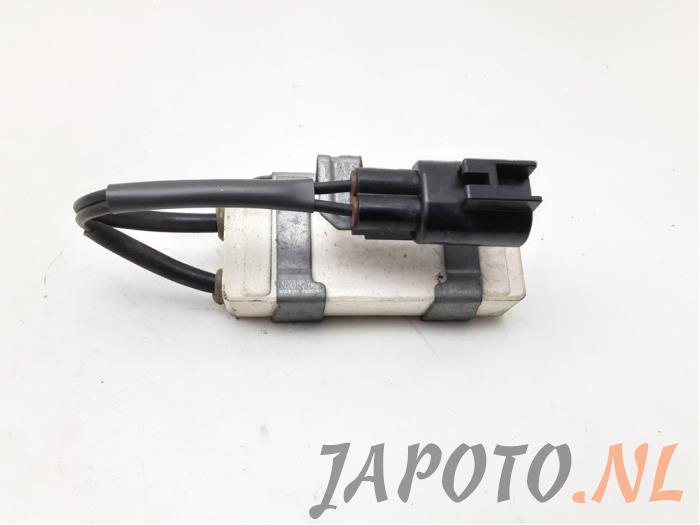 Cooling fan resistor from a Toyota Yaris III (P13) 1.33 16V Dual VVT-I 2012