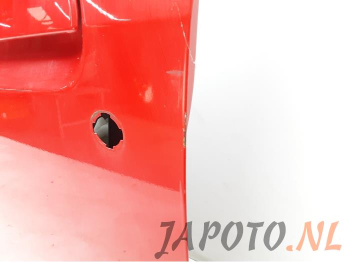 Tür 4-türig links vorne van een Daihatsu Cuore (L251/271/276) 1.0 12V DVVT 2009