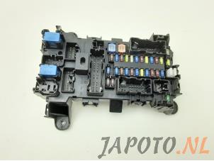 Used Fuse box Suzuki Grand Vitara II (JT) 2.0 16V Price € 34,95 Margin scheme offered by Japoto Parts B.V.
