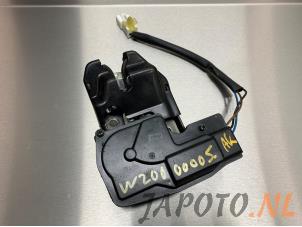Used Boot lid lock mechanism Chevrolet Epica 2.5 24V Price € 29,95 Margin scheme offered by Japoto Parts B.V.