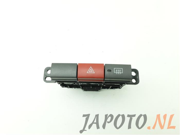 Interruptor de luz de pánico de un Daihatsu Cuore (L251/271/276) 1.0 12V DVVT 2009