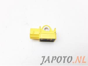 Gebrauchte Airbag Sensor Suzuki Vitara (LY/MY) 1.6 16V VVT AllGrip Preis € 30,19 Mit Mehrwertsteuer angeboten von Japoto Parts B.V.