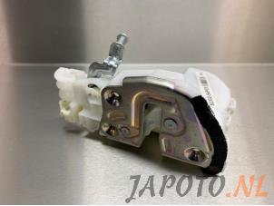 Used Rear door lock mechanism 4-door, left Suzuki Vitara (LY/MY) 1.6 16V VVT AllGrip Price € 48,39 Inclusive VAT offered by Japoto Parts B.V.