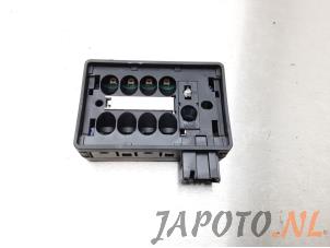 Used Rain sensor Mazda 6 (GH12/GHA2) 2.0i 16V S-VT Price € 19,95 Margin scheme offered by Japoto Parts B.V.