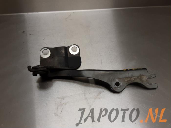 Motorhaube Scharnier Mazda 6 2.0i 16V S-VT - Japoto Parts B.V