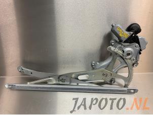 Usagé Mécanique vitre 4portes avant droite Toyota Prius Plus (ZVW4) 1.8 16V Prix € 59,95 Règlement à la marge proposé par Japoto Parts B.V.